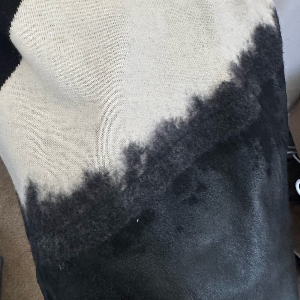 ALICE + OLIVIA Black and Ivory Wool & Genuine Leather Combo Top - Large - Picture 4 of 8